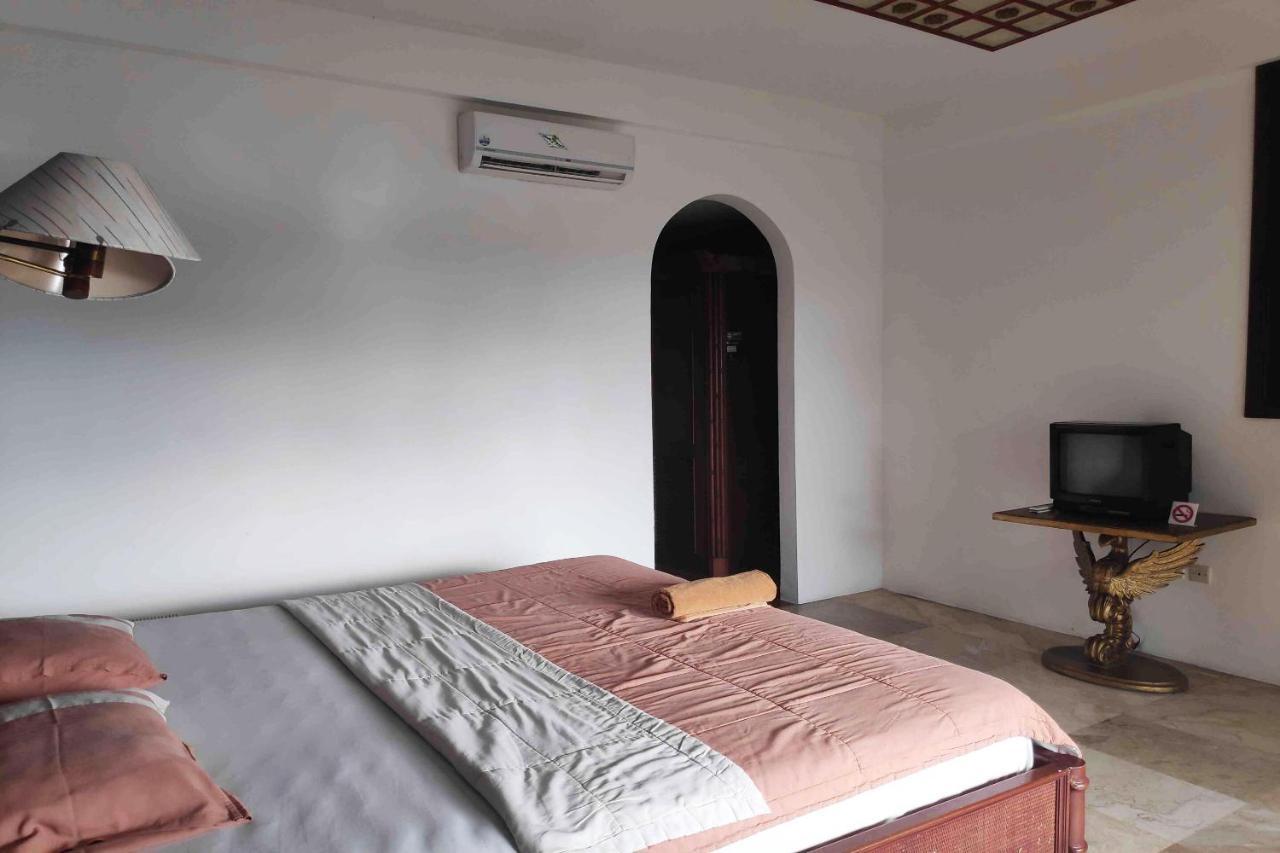 Pecatu Guesthouse Uluwatu  Ngoại thất bức ảnh