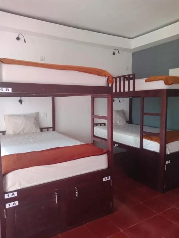 Pecatu Guesthouse Uluwatu  Ngoại thất bức ảnh