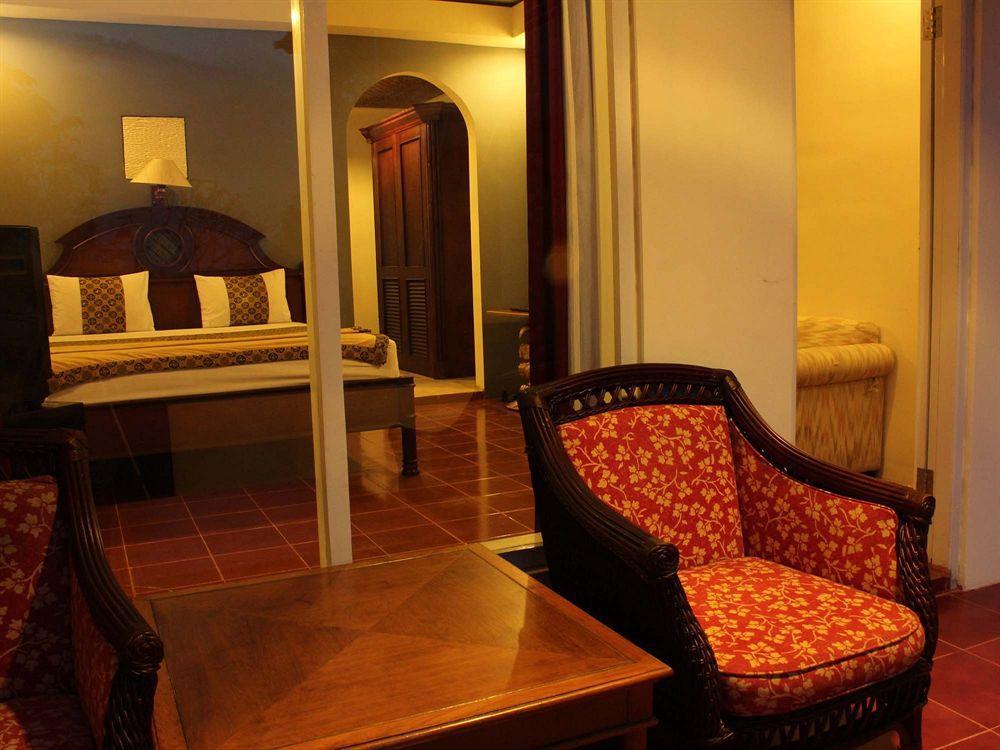 Pecatu Guesthouse Uluwatu  Ngoại thất bức ảnh